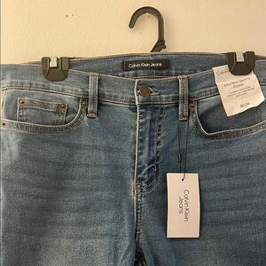 Calvin Klein Jeans Women's Mid Rise Skinny - Classic Blue